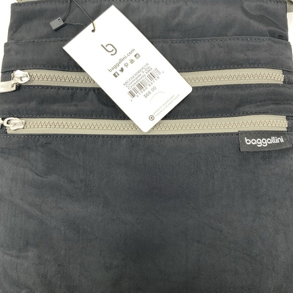 Baggallini Comrade 3 Zip Black Crossbody Bag NEW - Picture 10 of 12